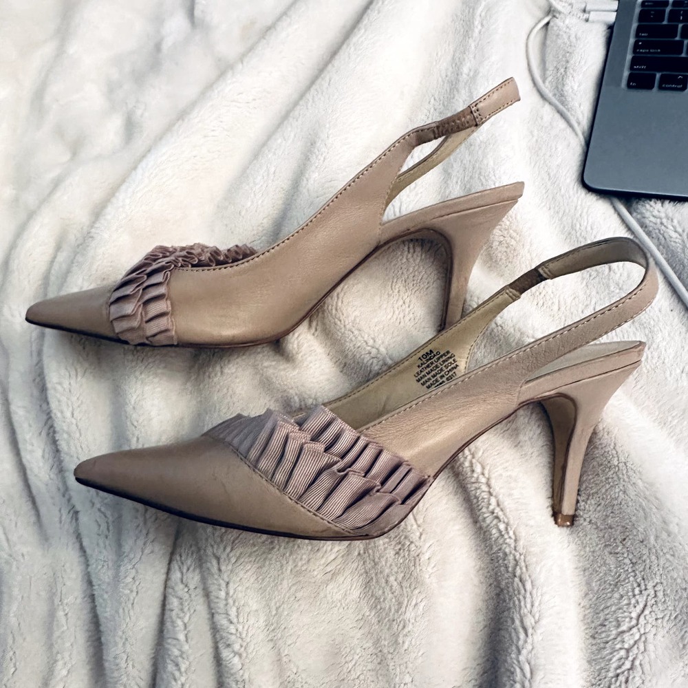 Nine West Sz 10 Kalindao Taupe Ruffled Slingback Heel 3.5"